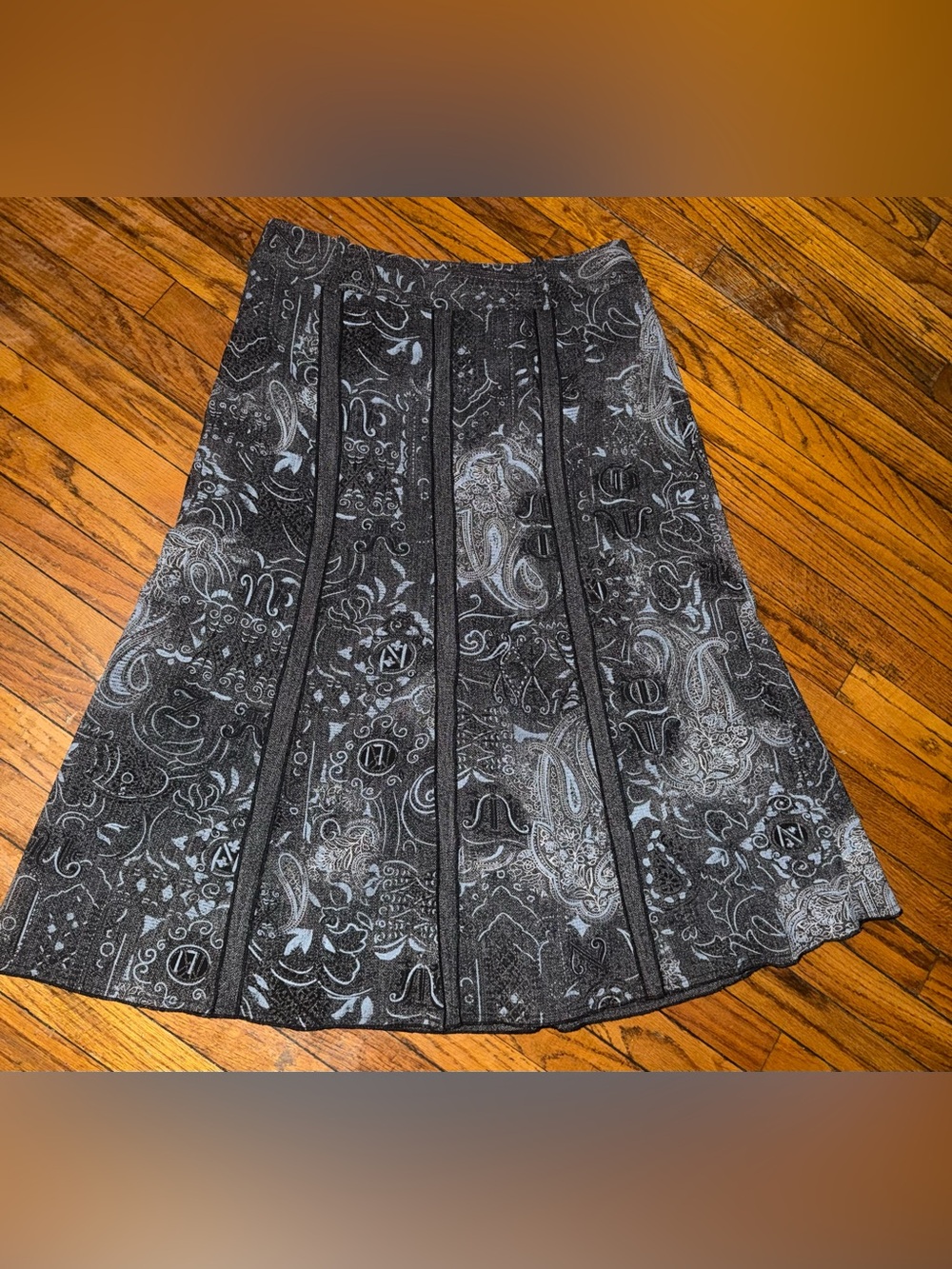 Dressbarn Paisley Midi Skirt Size 6 Black Baby Blue A-Line Dark Academia - Picture 3 of 10